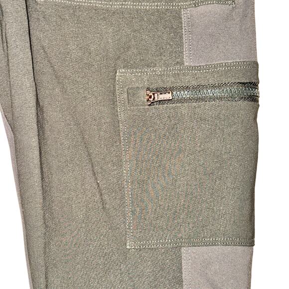 Athleta Headlands Hybrid Cargo Pants Women's Size 2 Olive Green Mid Rise Pockets - Picture 3 of 8